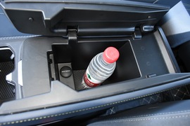 2019款新宝骏R-M5