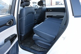 2019款新宝骏R-M5