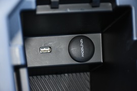 2019款新宝骏R-M5