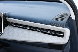 2019款新宝骏R-M5