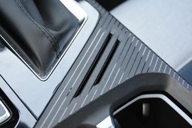 2019款新宝骏R-M5