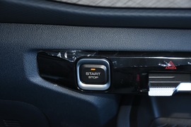 2019款新宝骏R-M5