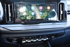 2019款新宝骏R-M5