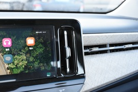 2019款新宝骏R-M5