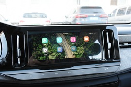 2019款新宝骏R-M5