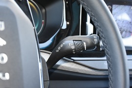 2019款新宝骏R-M5