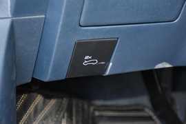 2019款新宝骏R-M5