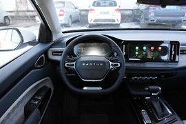 2019款新宝骏R-M5