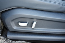 2019款新宝骏R-M5