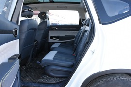 2019款新宝骏R-M5