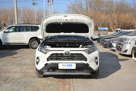 2020款丰田RAV4荣放