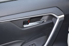 2020款丰田RAV4荣放