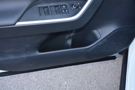2020款丰田RAV4荣放