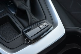 2020款丰田RAV4荣放