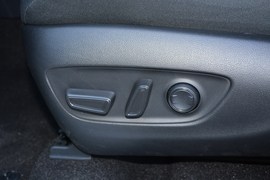 2020款丰田RAV4荣放