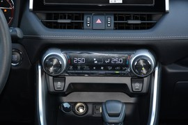 2020款丰田RAV4荣放