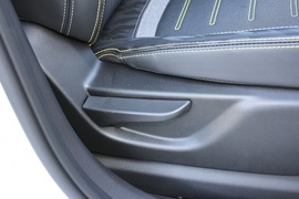 2020款新宝骏RS-3