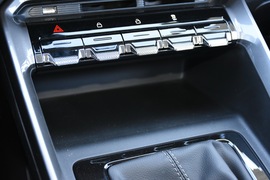 2020款新宝骏RS-3