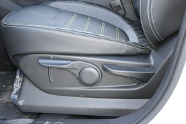 2020款新宝骏RS-3