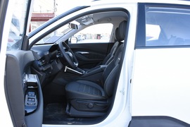 2020款新宝骏RS-3