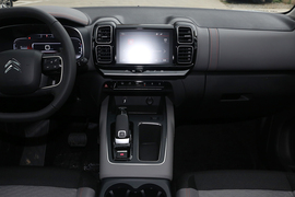 2020款雪铁龙天逸