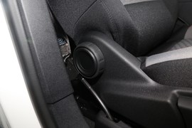 2020款雪铁龙天逸