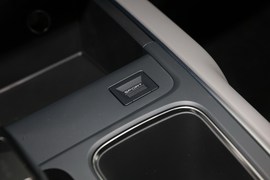 2020款雪铁龙天逸