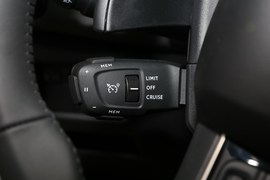 2020款雪铁龙天逸