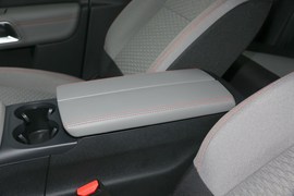 2020款雪铁龙天逸