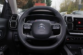 2020款雪铁龙天逸