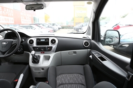 2019款江淮瑞风M3