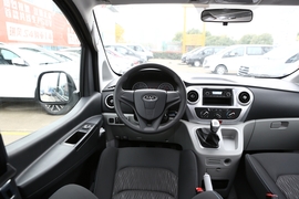 2019款江淮瑞风M3