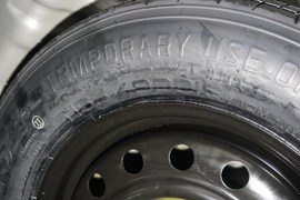 2019款起亚智跑