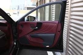 2020款雷克萨斯LS