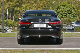 2020款雷克萨斯LS