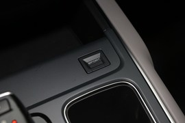 2020款雪铁龙天逸C5