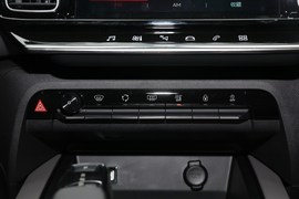 2020款雪铁龙天逸C5