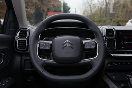 2020款雪铁龙天逸C5