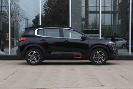 2020款雪铁龙天逸C5