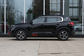 2020款雪铁龙天逸C5