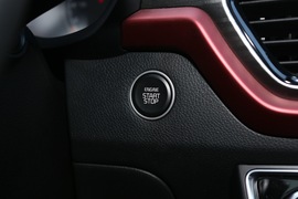 2019款起亚智跑