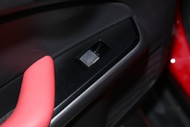2020款雷克萨斯UX260h