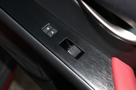 2020款雷克萨斯UX260h