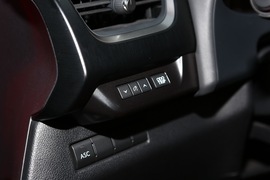 2020款雷克萨斯UX260h
