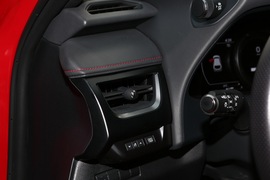2020款雷克萨斯UX260h