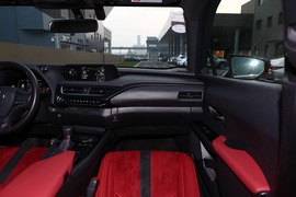 2020款雷克萨斯UX260h