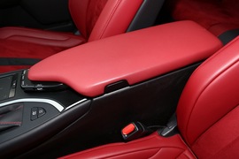 2020款雷克萨斯UX260h