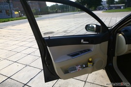 2009款中华骏捷FSV试驾