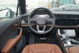 2020款奥迪Q7