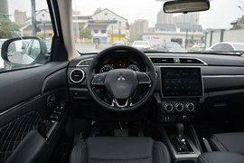 2020款三菱劲炫ASX